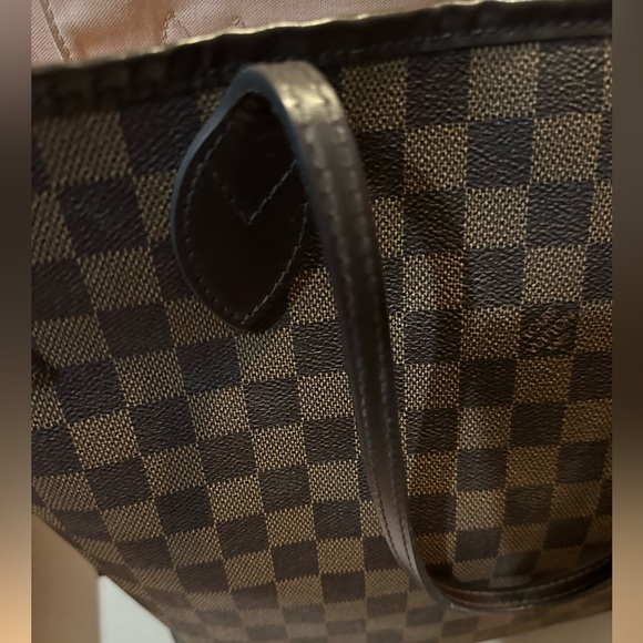 REDUCED- AUTHENTIC Louis Vuitton Damier Ebene Neverfull MM with Pink lining. - Picture 10 of 15